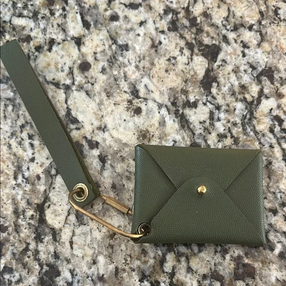 Avryn Co. Moss Green Leather Wristlet Wallet - Picture 2 of 7